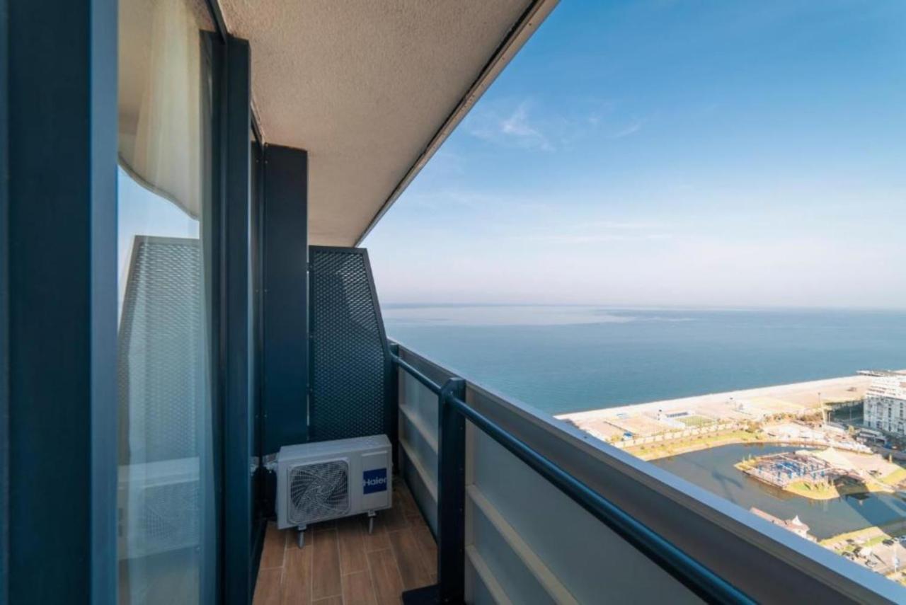 באטומי Orbi City Sea Side & Sea View Towers מראה חיצוני תמונה