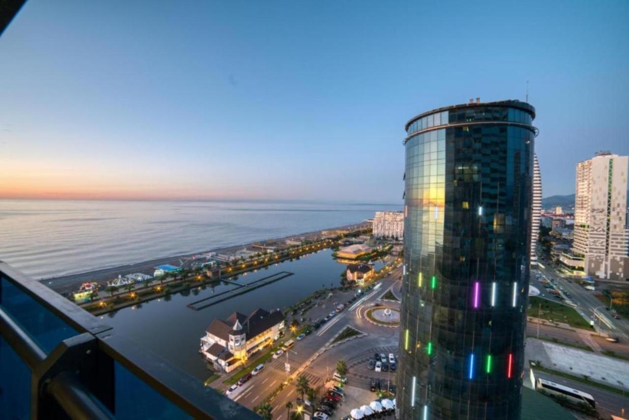 באטומי Orbi City Sea Side & Sea View Towers מראה חיצוני תמונה
